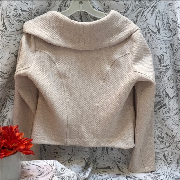 CAbi Quilted Moto Blazer - Picture 6 of 10